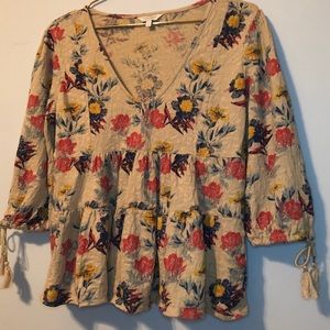 Lucky Brand tan boho floral peasant blouse v-neck